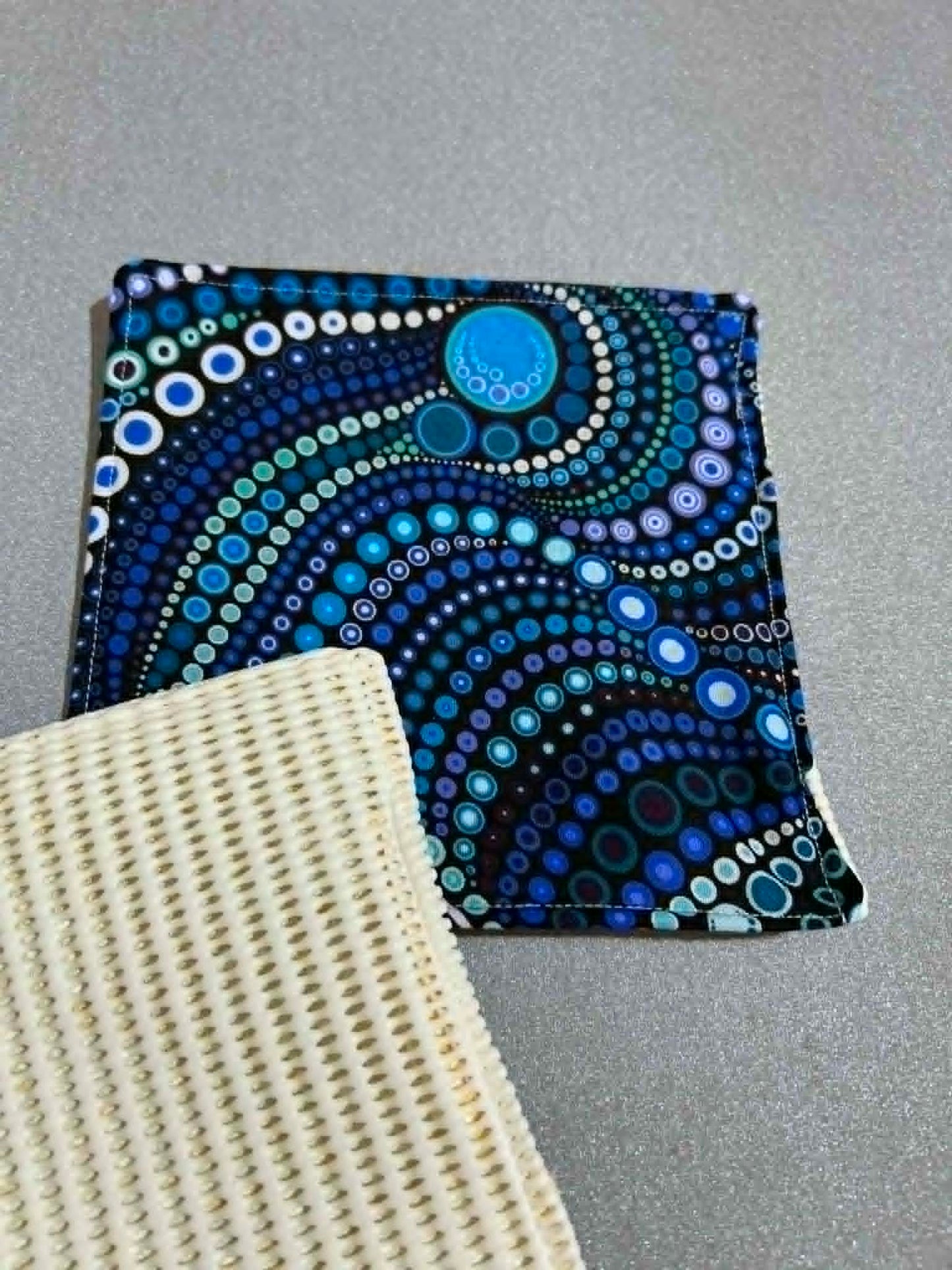 Jar Grip - Blue Dots