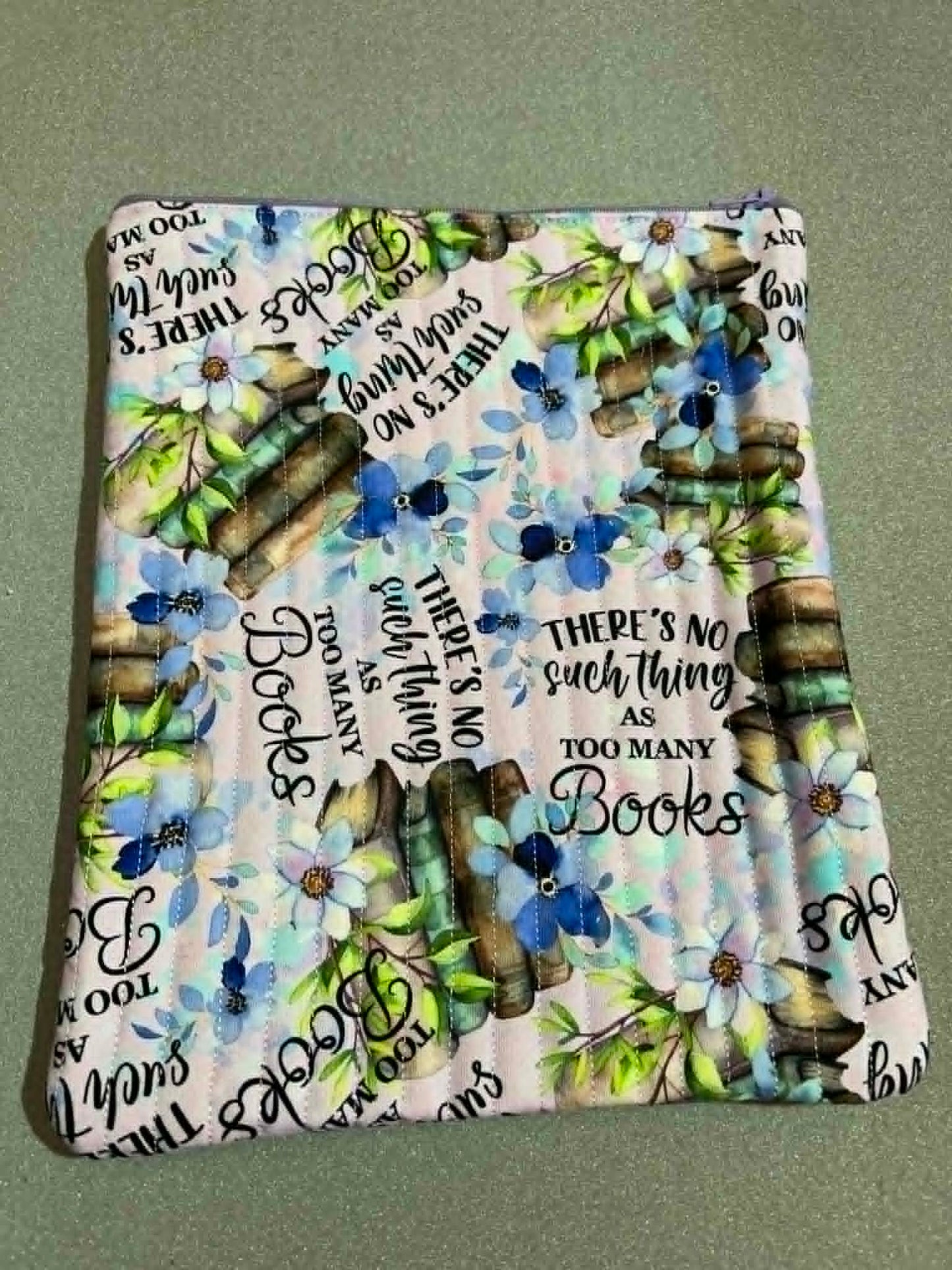 Book and E reader Sleeve - too many books